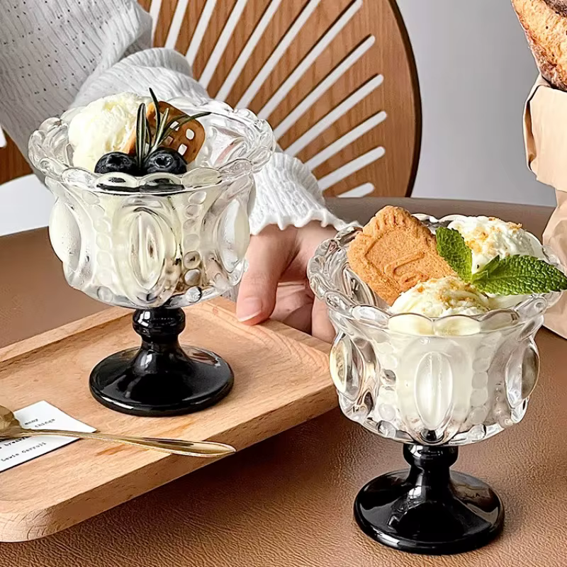Tasse en verre Nordic Relief pour glaces