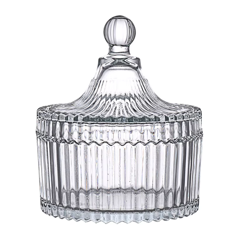 Boîte en verre avec couvercle