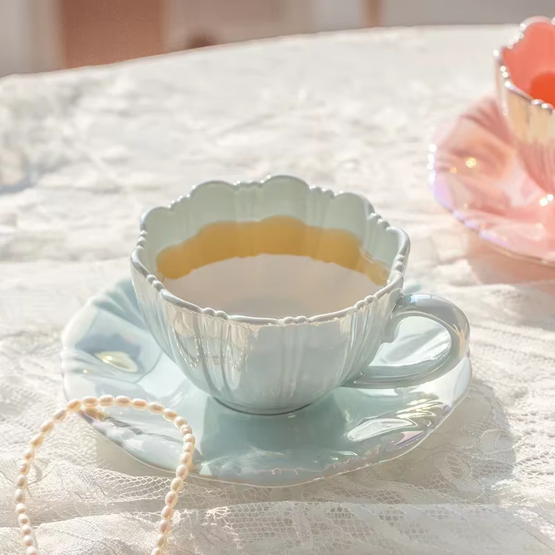 Tasse en céramique de pétale de perle