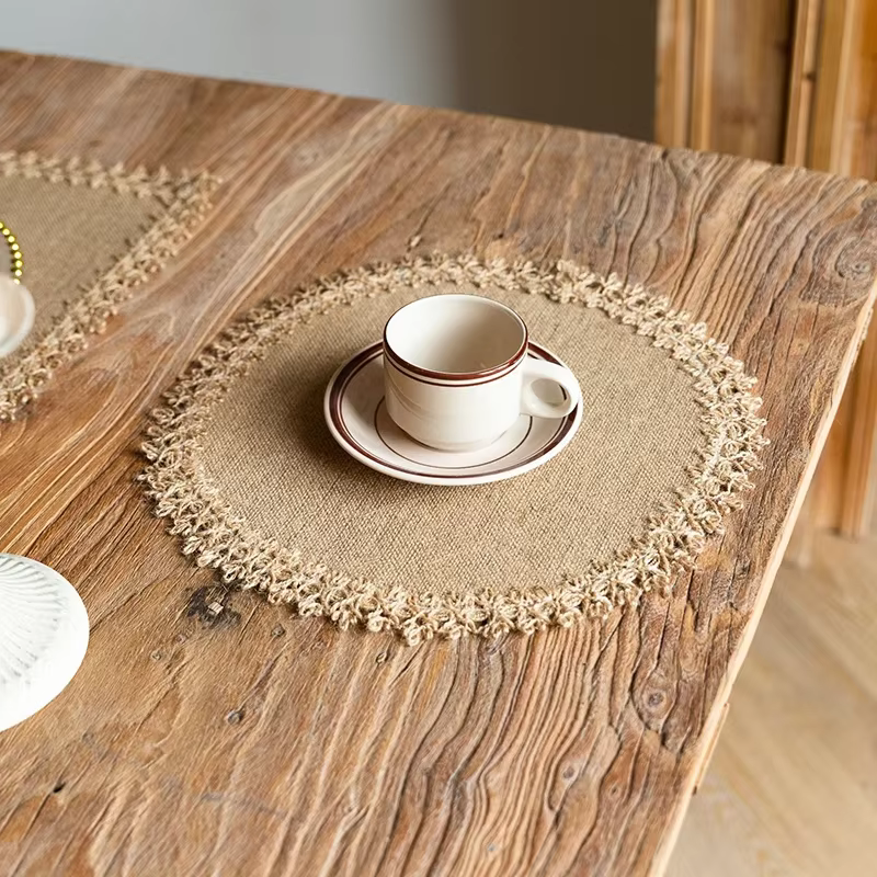 Napperons ronds en toile de jute