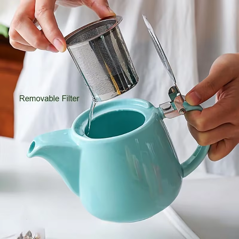 Théière en céramique japonaise avec filtre en acier inoxydable