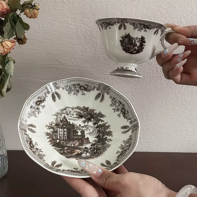Tasses à café en céramique rétro français