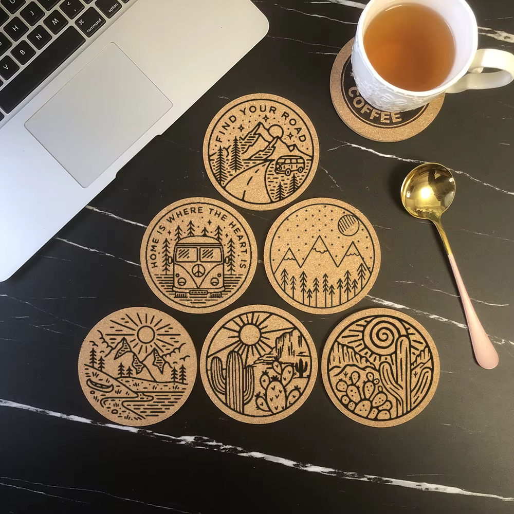 Dessous de verre en liège gravé, routes rurales, Bus, tasse à thé, café, support de boissons pour la cuisine, tapis en bois naturel, vaisselle ronde pour boissons