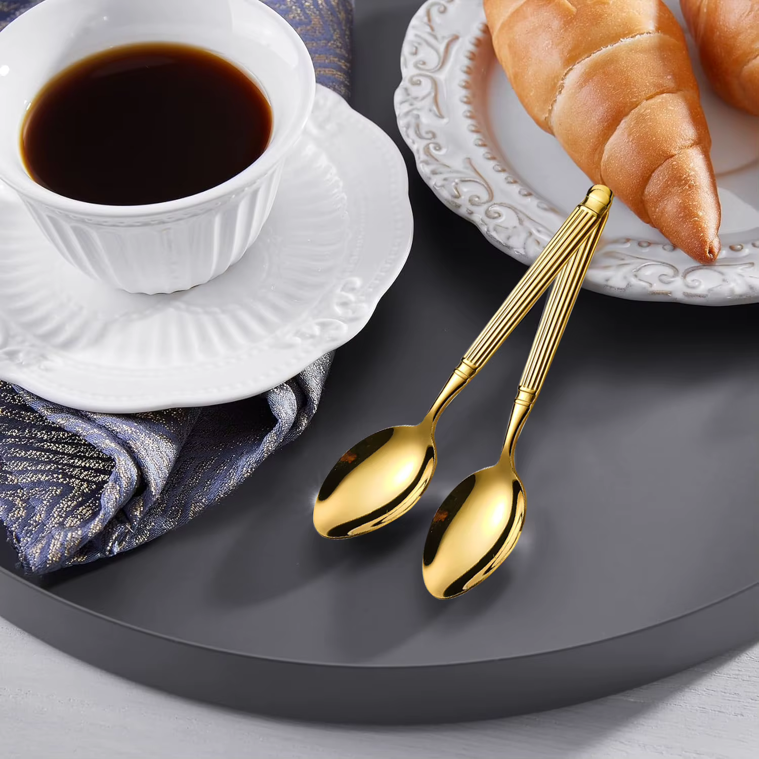 Ensemble de cuillères à expresso de luxe -5 pièces - Mini cuillère à café, acier inoxydable - Design magnifique, traitement poli miroir