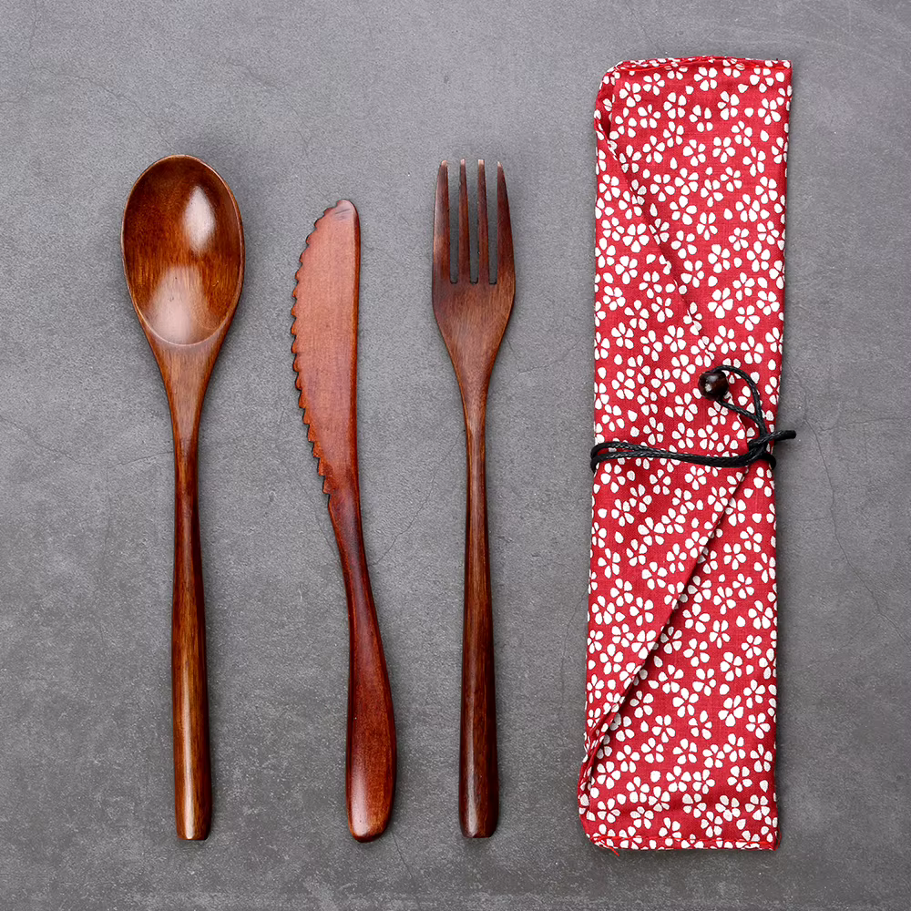 Couverts portables en bois de bambou
