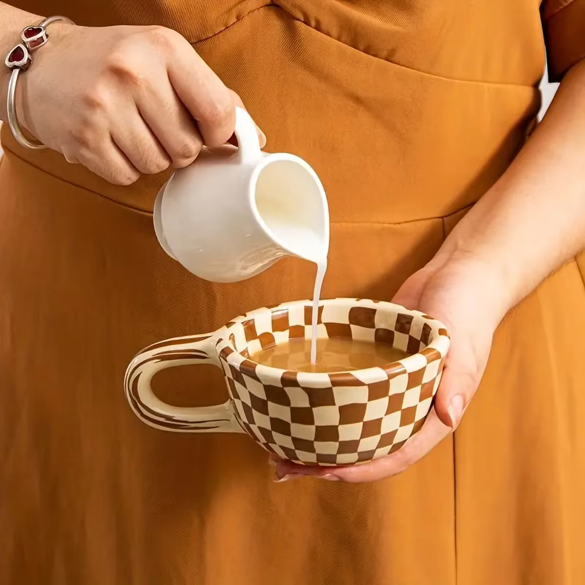 Tasse à thé créative en céramique à motif à carreaux