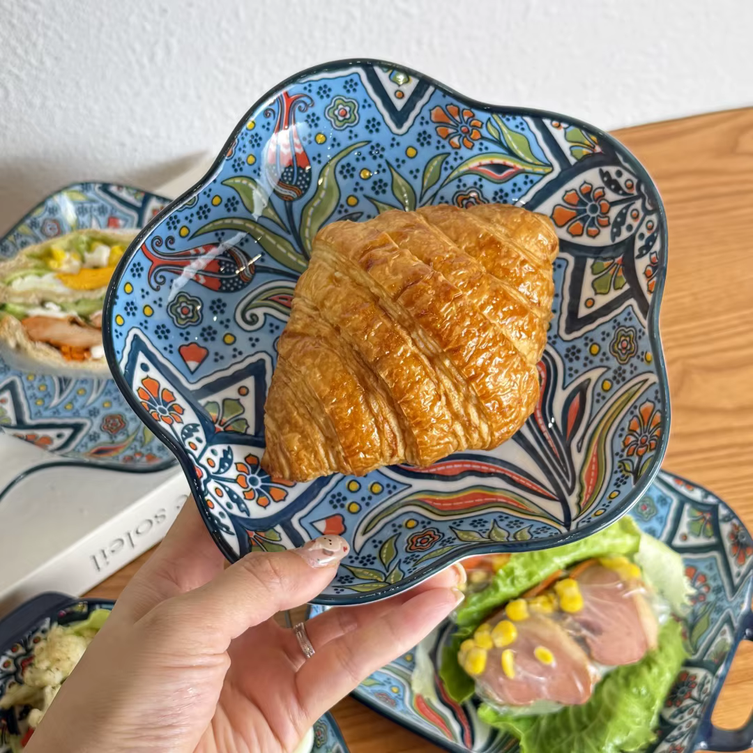 Ensemble d'assiettes en céramique bohème