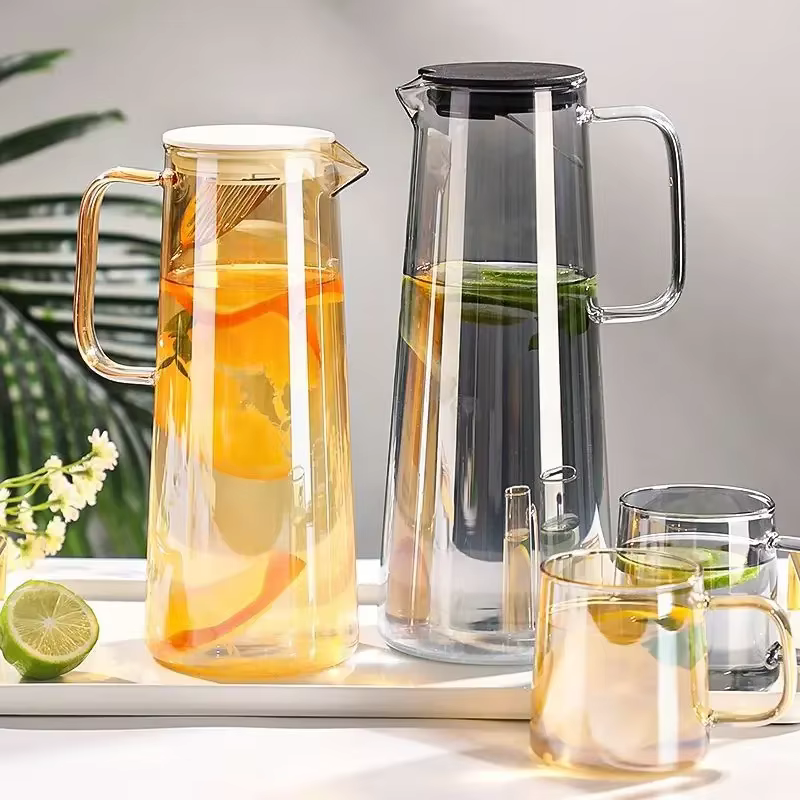Pichet en verre de 1, 8 l avec couvercle