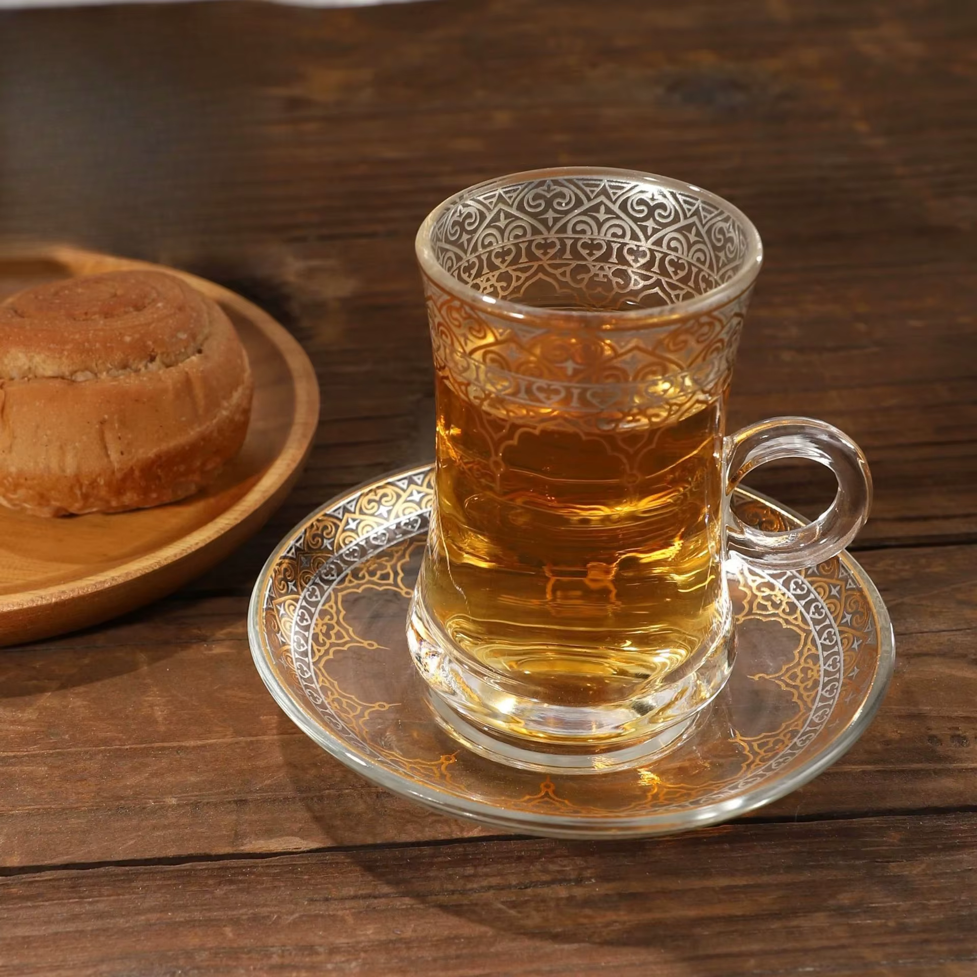 Ensemble de 18 tasses à café turques du Moyen-Orient en verre