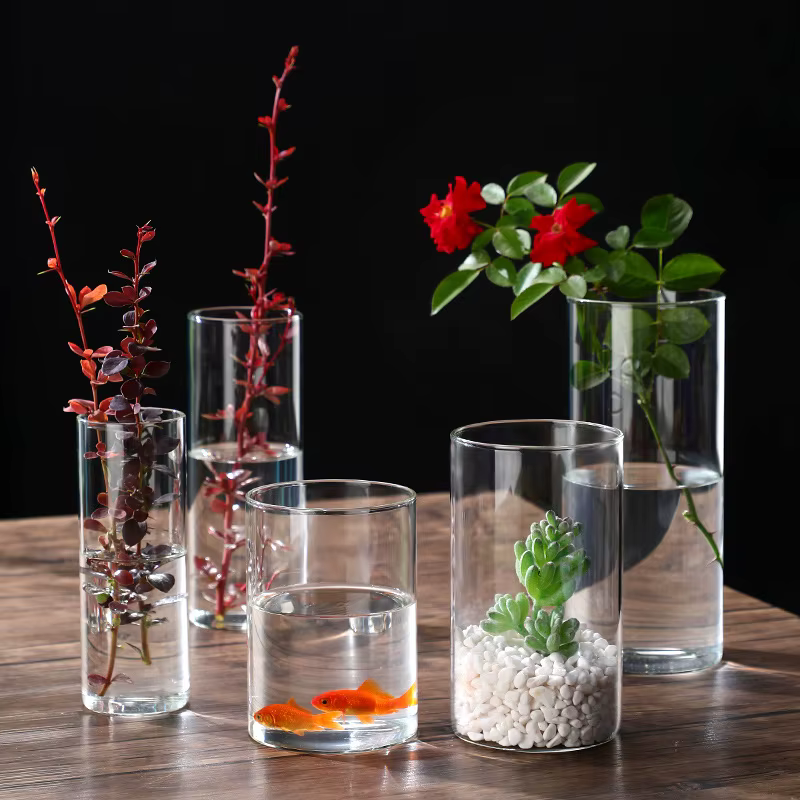 Vases cylindriques en verre