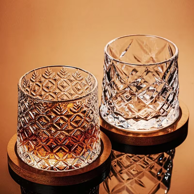 Verre à whisky avec Base
