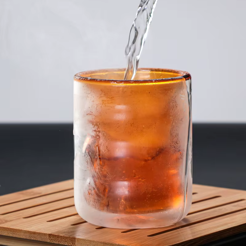 Tasse en verre en forme de vague résistante à la chaleur