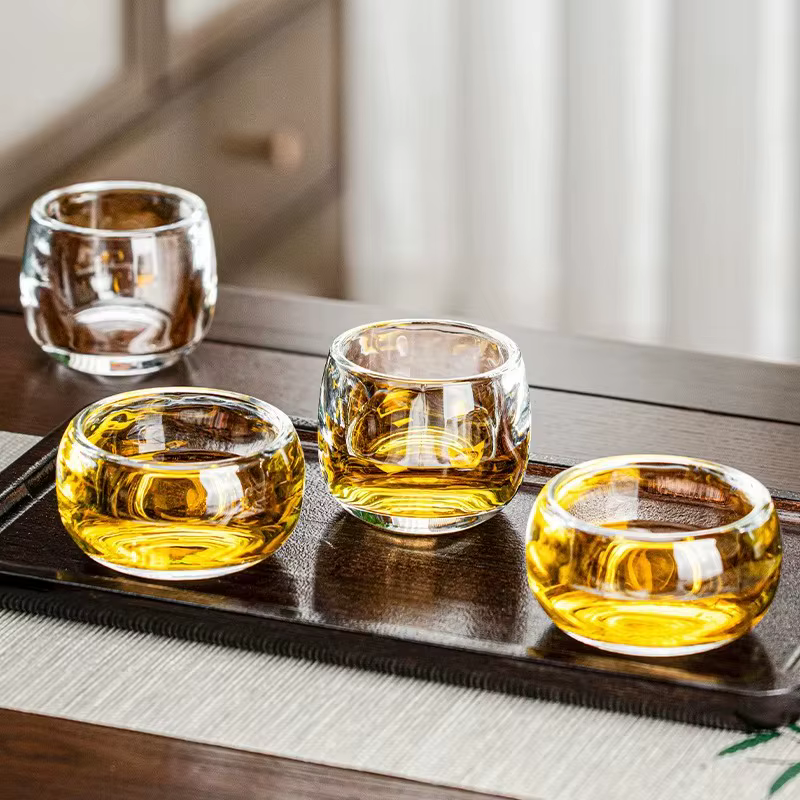 Tasse simple épaissie en verre de cristal