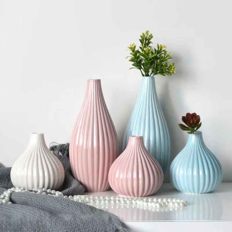 Vase à fleurs européen en céramique