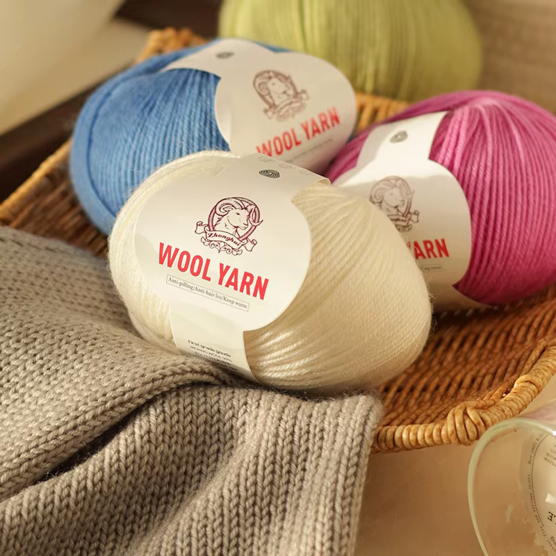 300g Fil de laine mi-fin 212 Fil de laine d'alpaga d'épaisseur moyenne Tricot décontracté Matériaux de bricolage Production de tricot Automne et hiver Mode Pull chaud Trench Coat Gilet Vêtements chaud