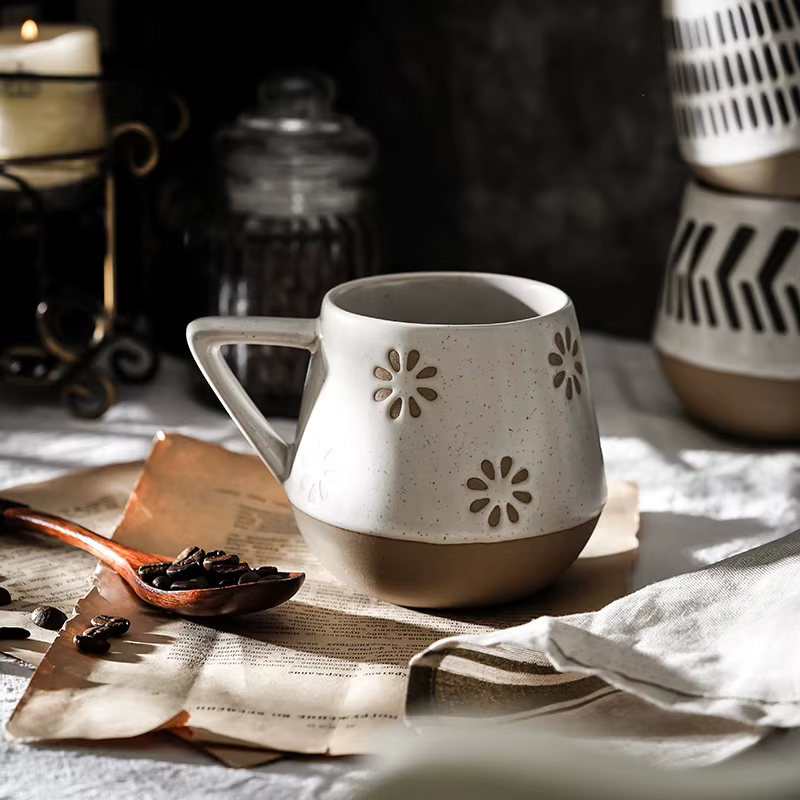 Tasse en céramique créative peinte à la main