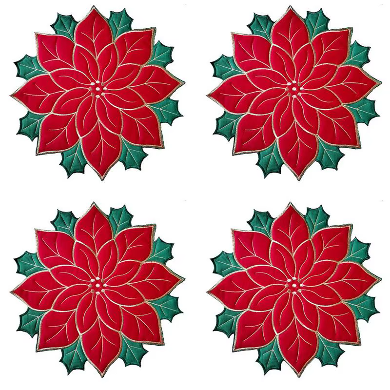 Napperons brodés de noël tendance chaude