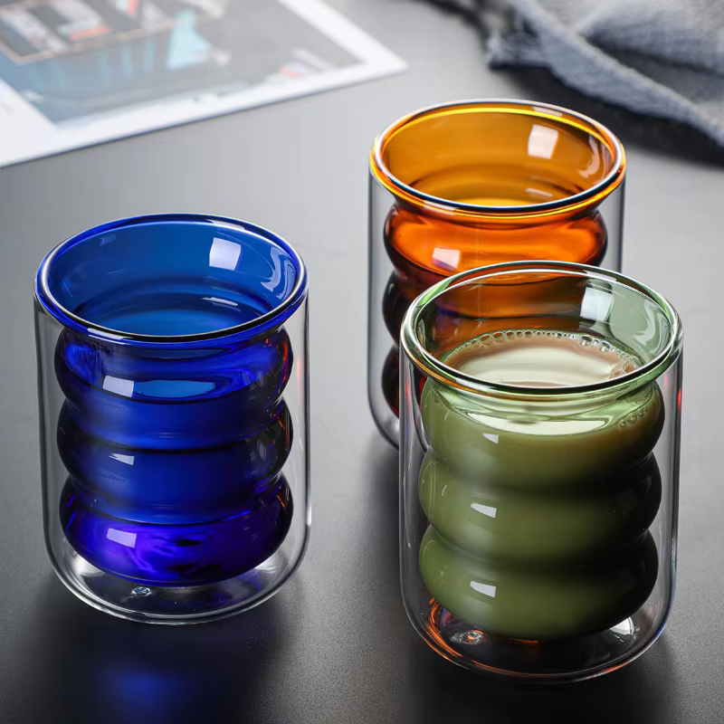 Tasse en verre en forme de vague résistante à la chaleur