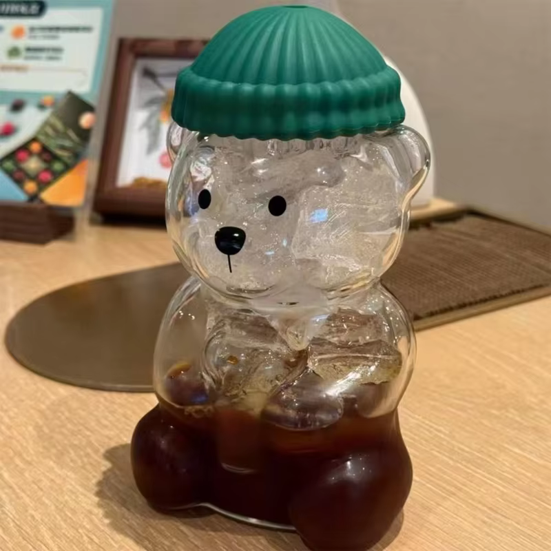 Nouvelle tasse en verre en forme d'ours avec paille et couvercle