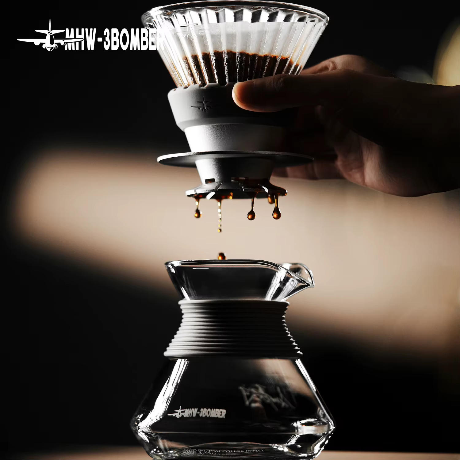 Serveur de café aromatique MHW-3BOMBER