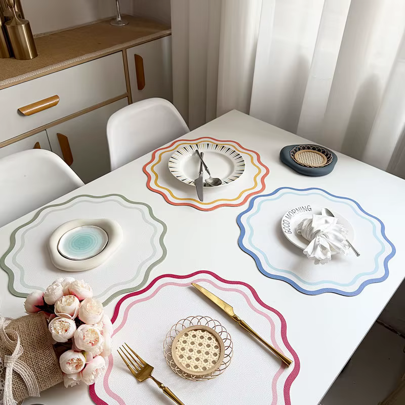 Napperons en Faux cuir imprimé en forme de fleur