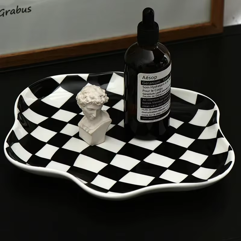 Assiette nuage irrégulière vaisselle design