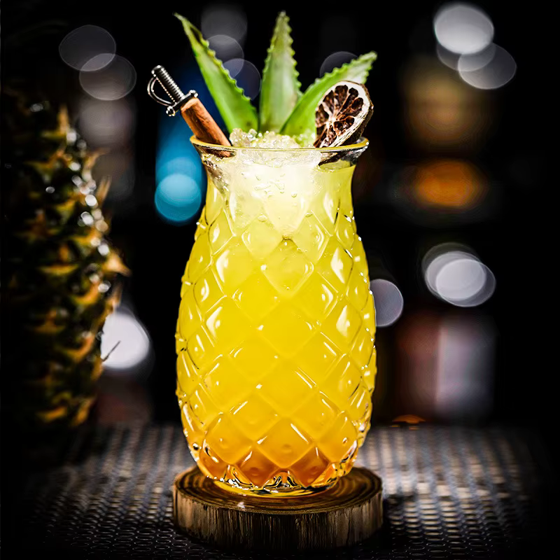 Verre à cocktail créatif en forme d'ananas