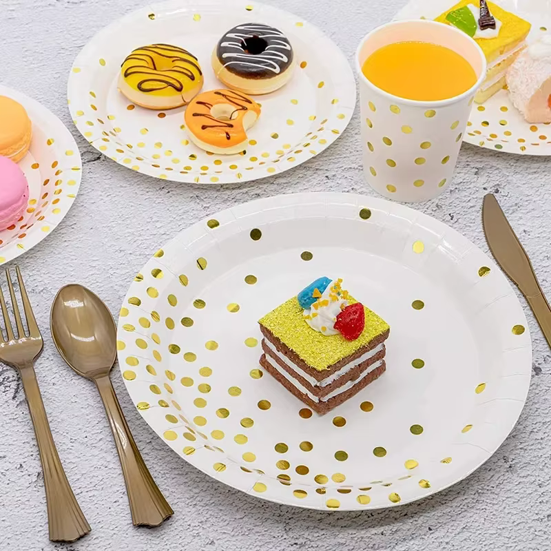 Assiettes en papier jetables