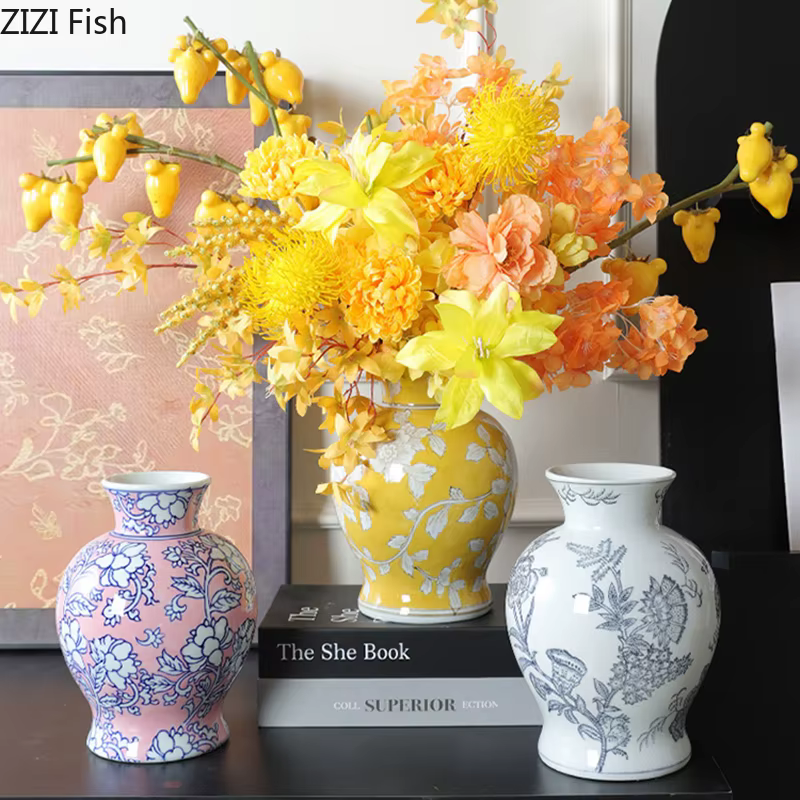 Vase en porcelaine bleue et blanche