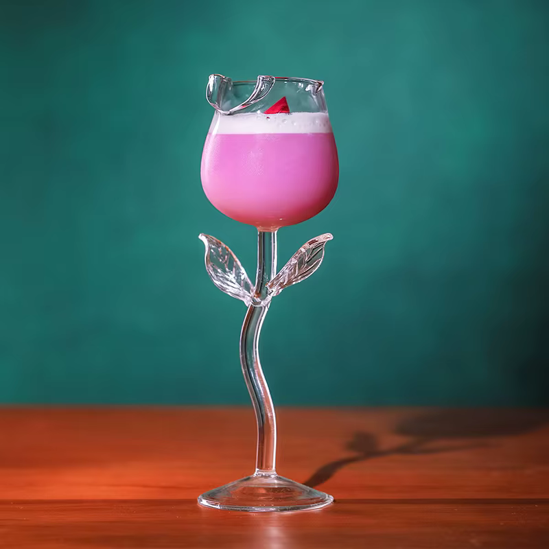 Verre à champagne en forme de rose