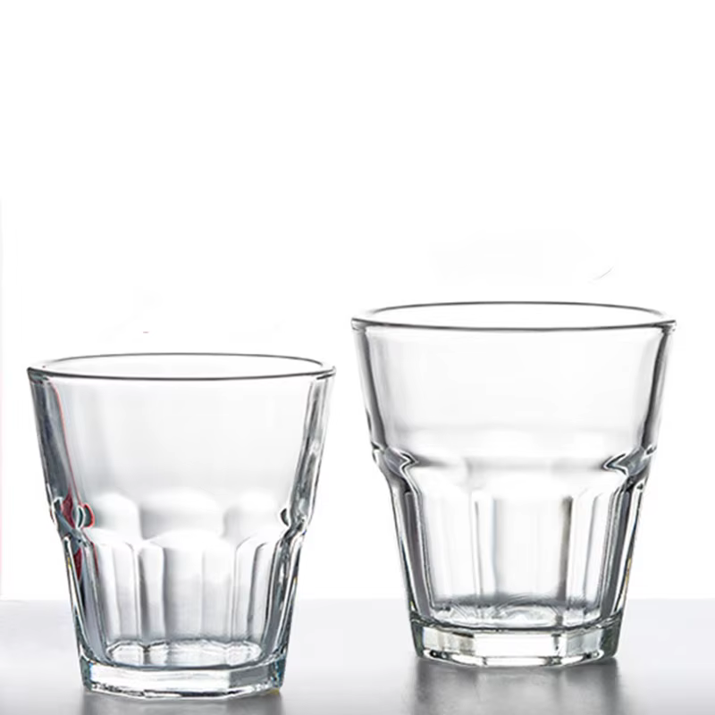 Verres en verre transparent