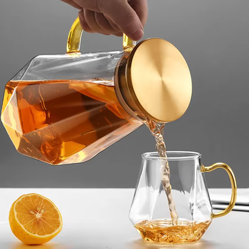 Bouteille d'eau en verre de grande capacité