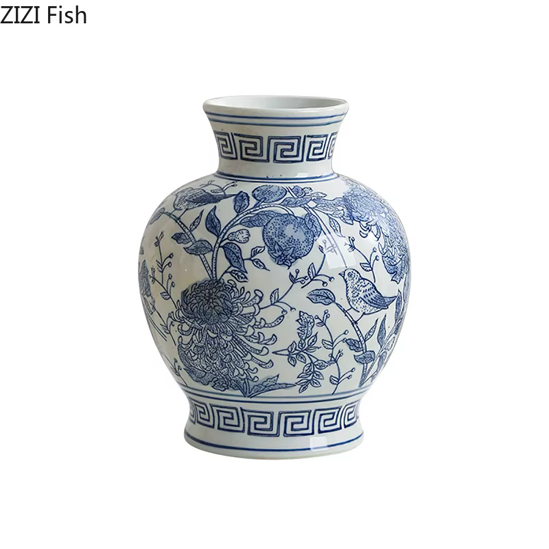 Vase en porcelaine bleue et blanche
