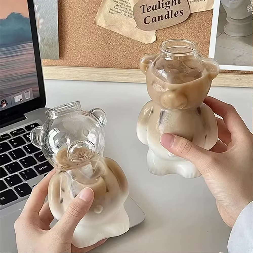 Tasse à café en forme d'ours de dessin animé