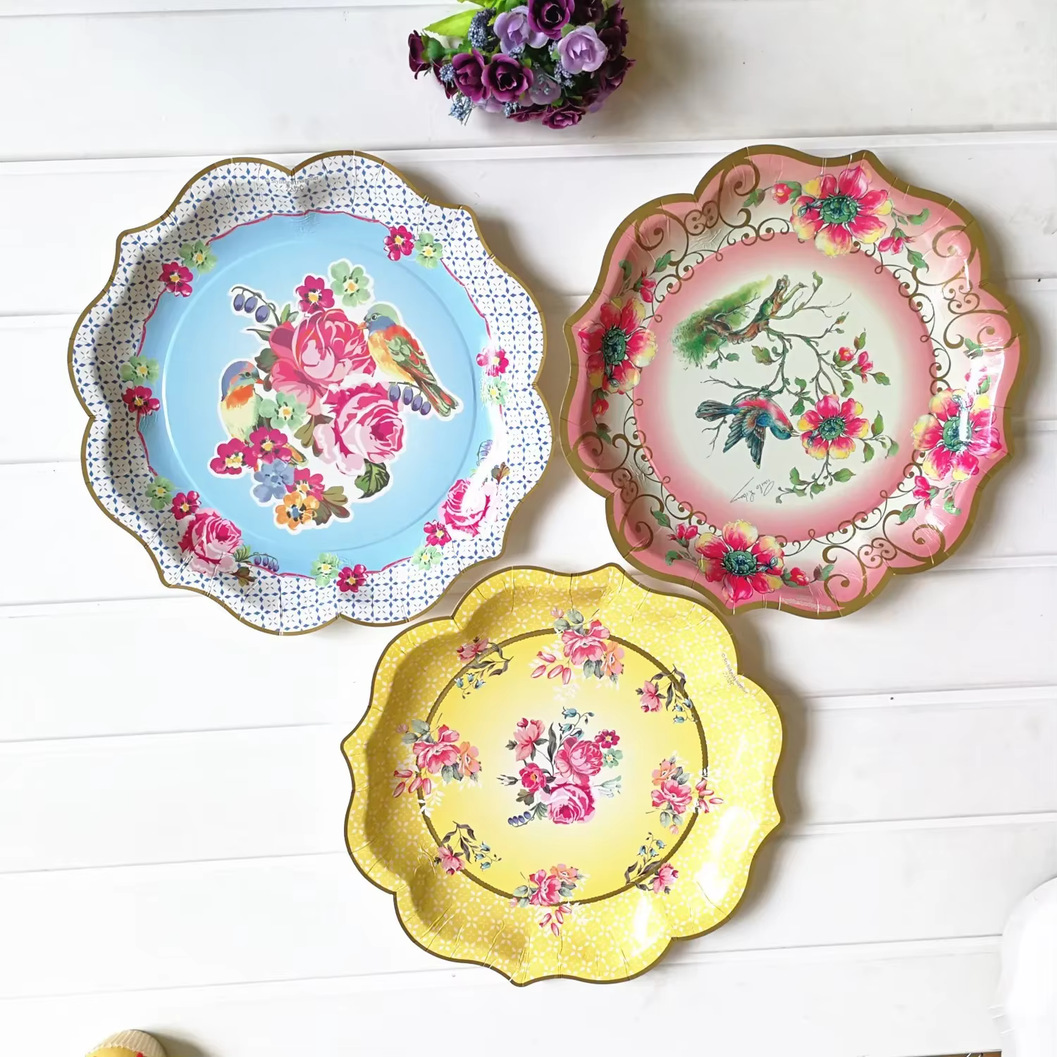 Assiette chinoise en porcelaine bleue et blanche
