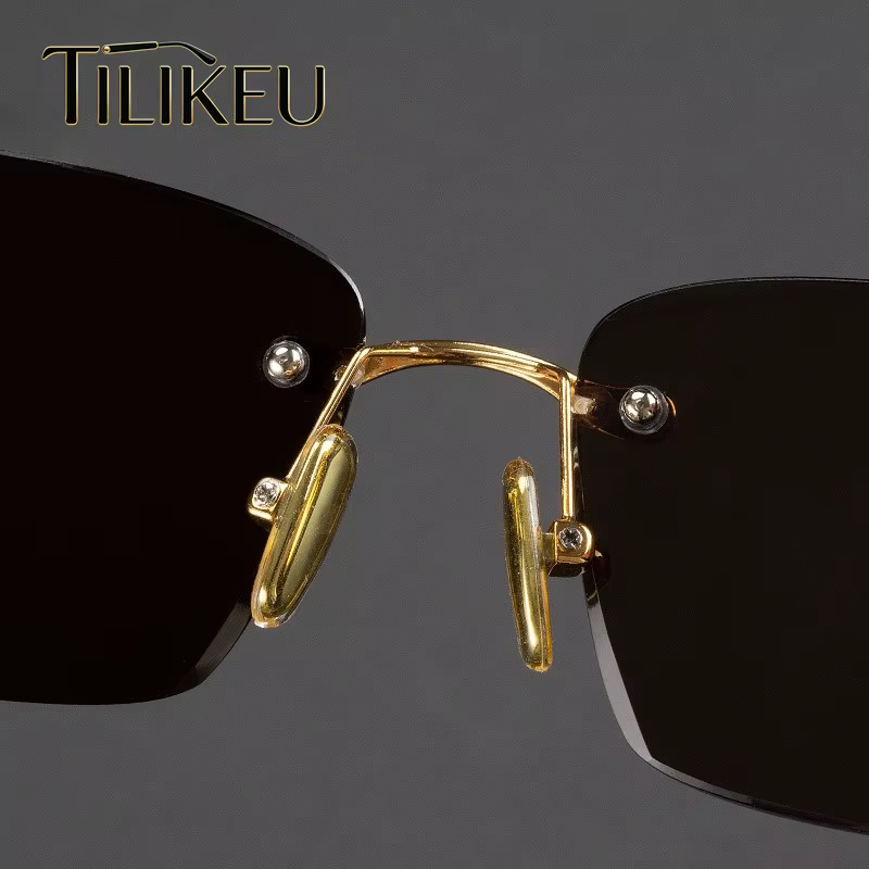 Nouvelles Lunettes de Soleil 2026 en Alliage et Verre Cristal Marron, Classiques pour Hommes, Carrées, Anti-Rayures, Sans Monture, Bords Taillés, Verres Solaires UV400