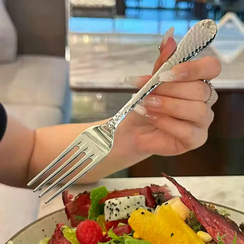 Fourchette à dîner en acier inoxydable