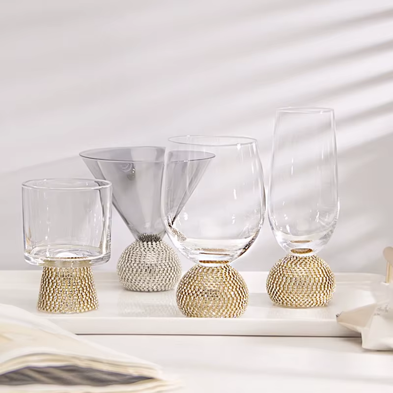 Verre de cristal peint à la main