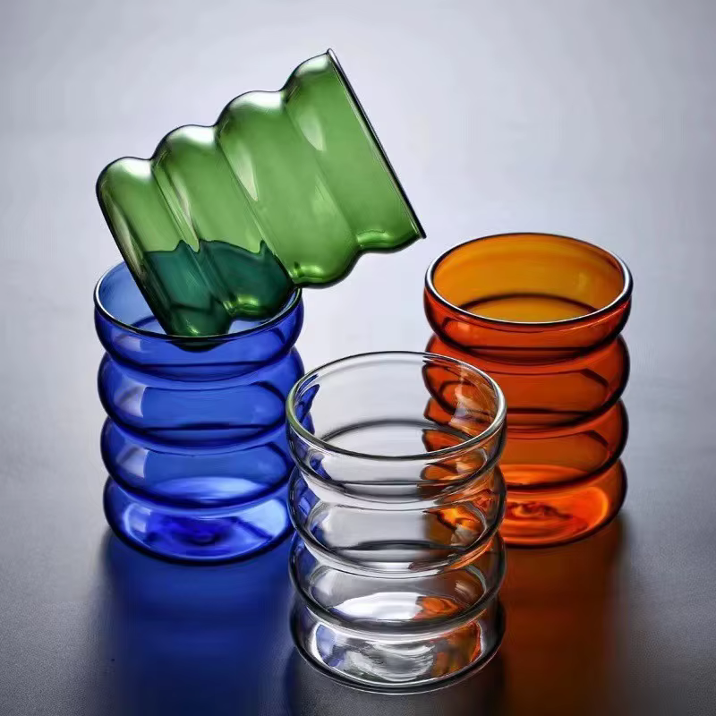 Tasse en verre en forme de vague résistante à la chaleur