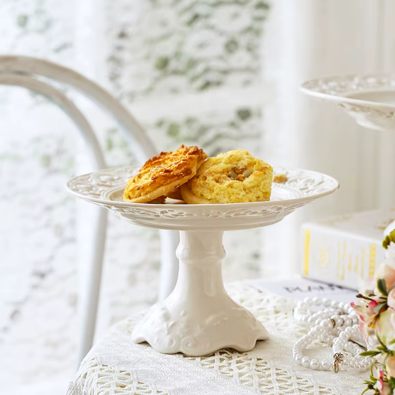 Assiette en céramique creuse gaufrée de style rétro français