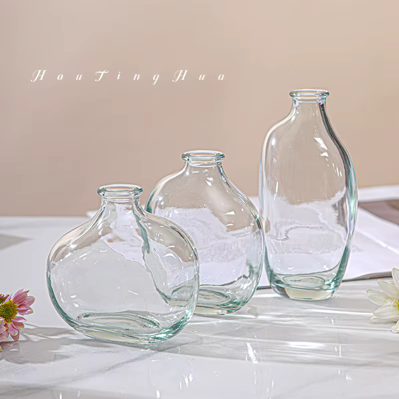 Vase en verre rétro marron