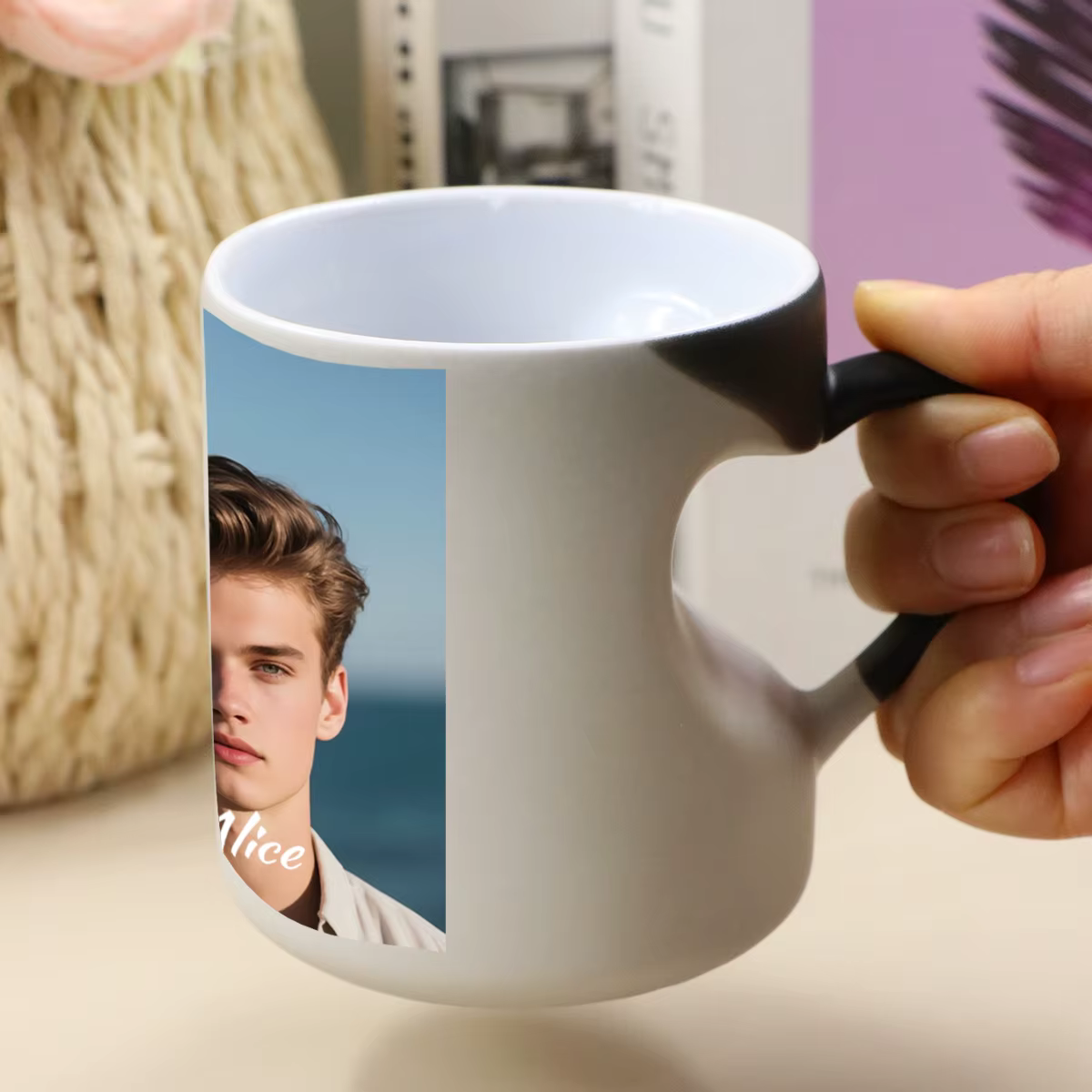 Mug à café personnalisé changeant de couleur avec photo et texte