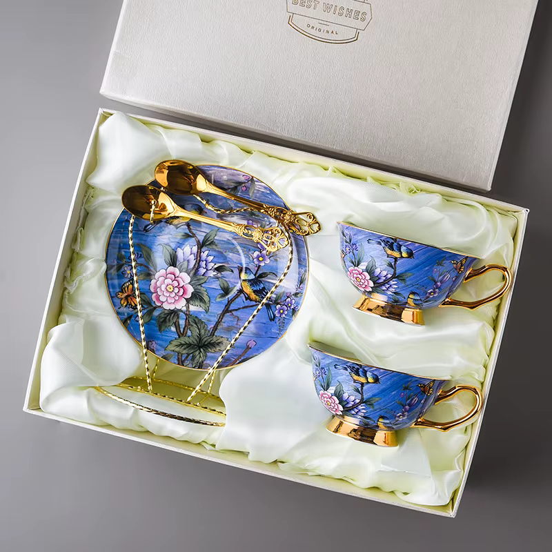 Tasses à café en céramique à motif d'oiseau européen