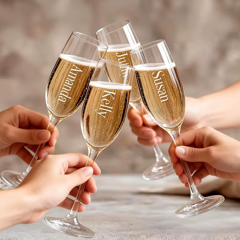 Ensemble de 2 verres à champagne personnalisés gravés