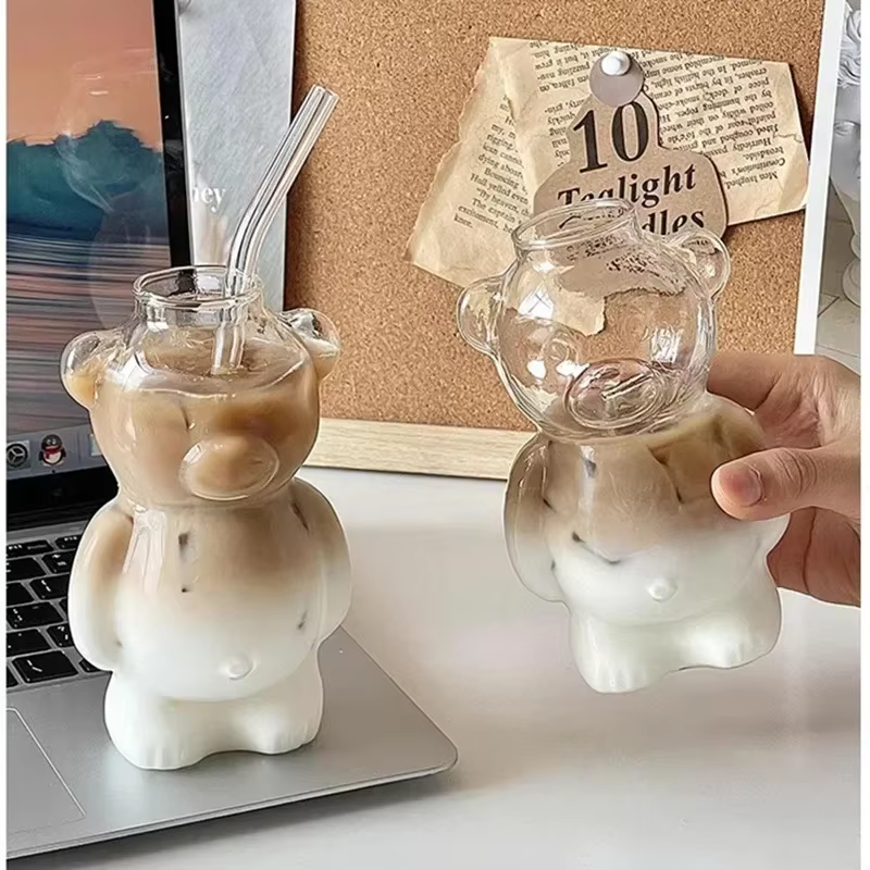 Tasse à café en forme d'ours de dessin animé