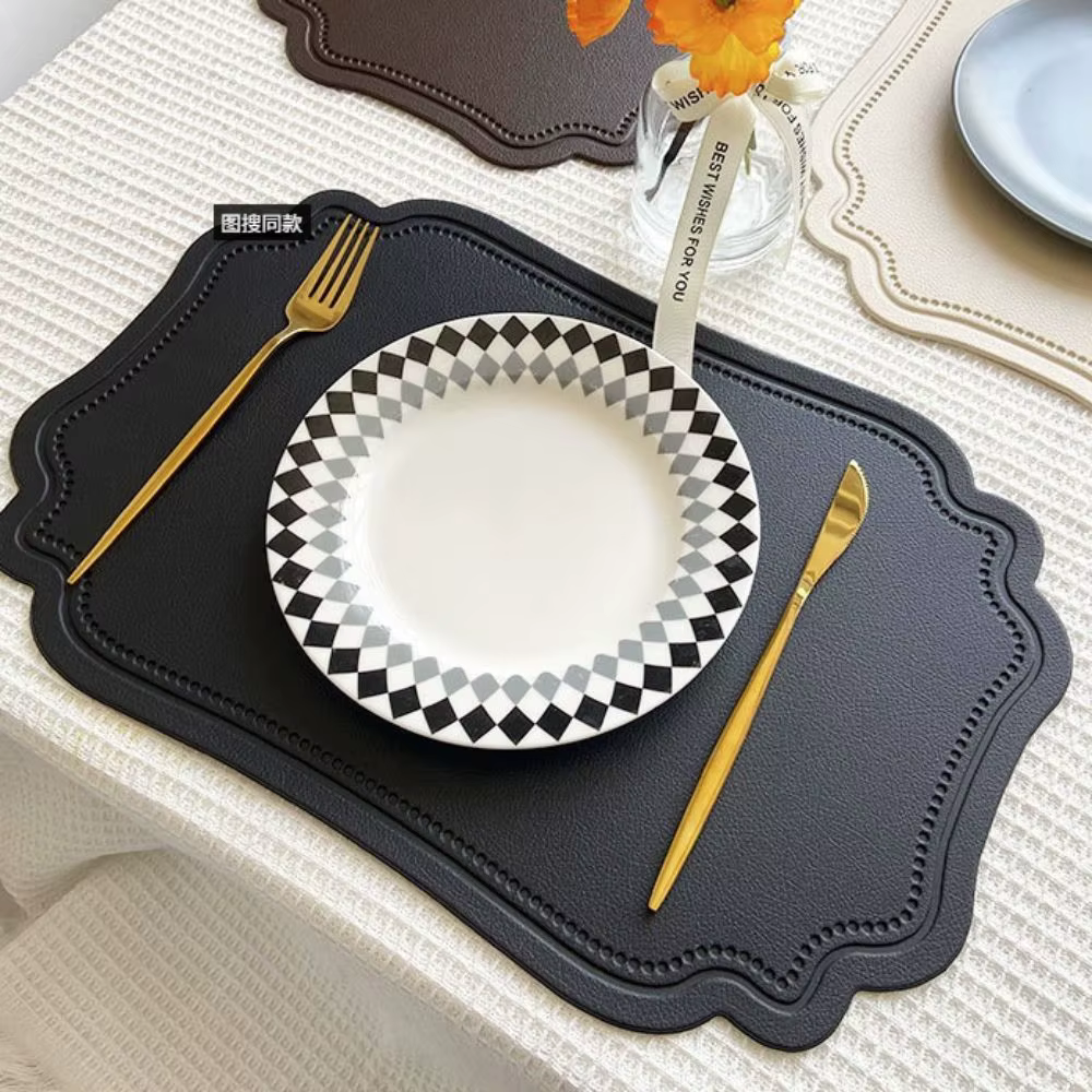 Ensemble de 4 dessous-de-plat rétro irréguliers