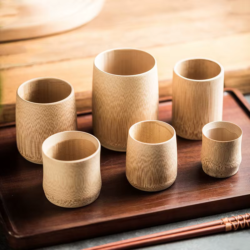 Tasse en bambou naturelle sculptée