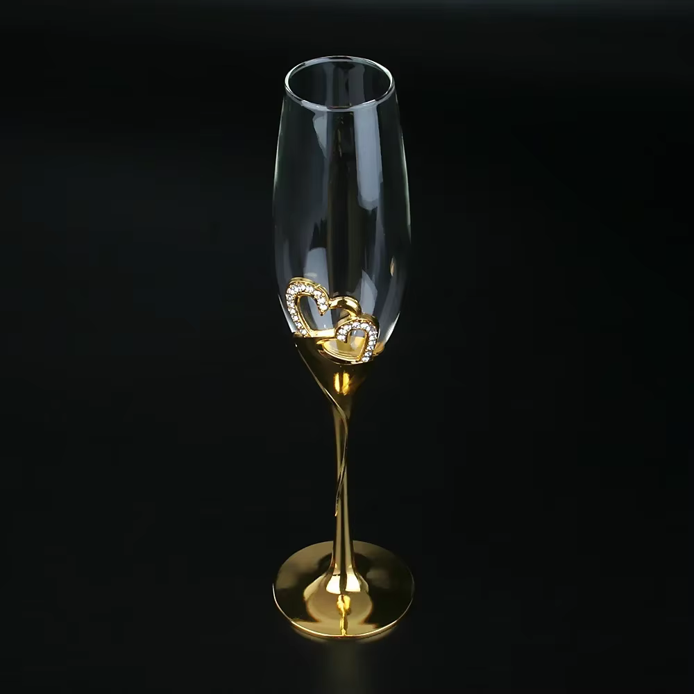 Verres à champagne dorés en cristal