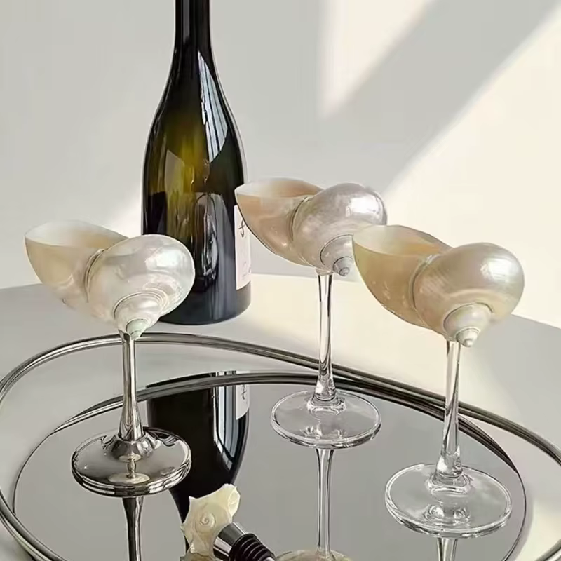 Flûte à champagne rétro 2026 en forme de coquille dorée, verre à cocktail artistique unique en métal fait main, pour bar à domicile et fêtes