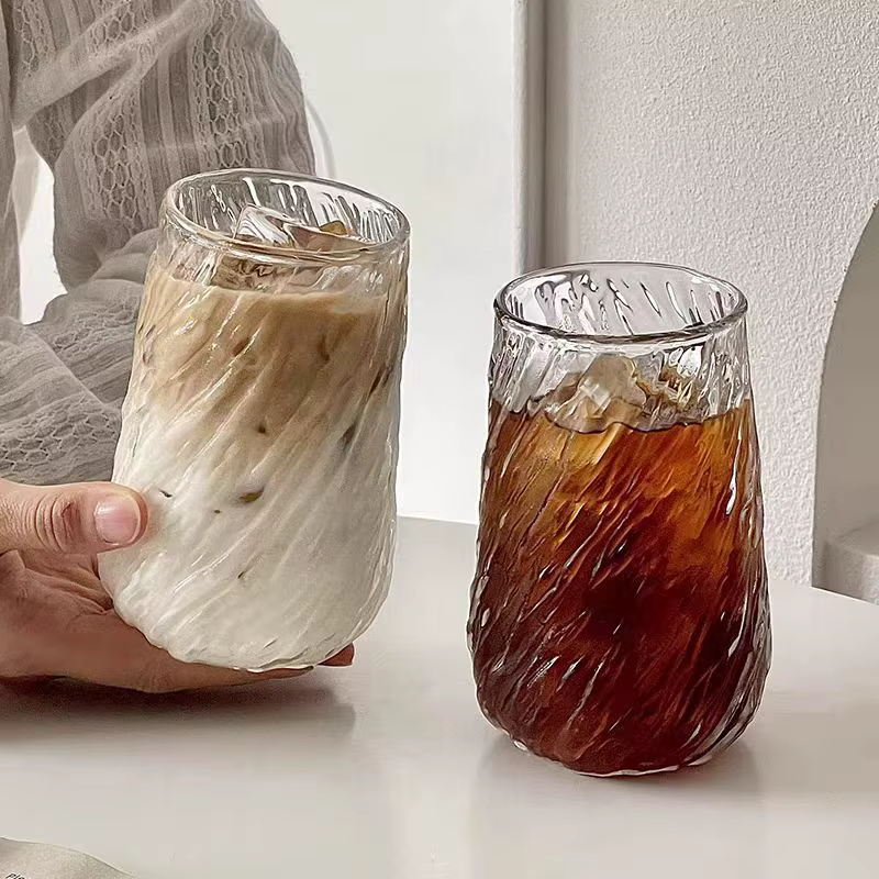 Tasse à café faite à la main avec Texture d'écorce d'arbre